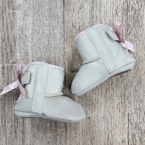 UGG Australia Infant Booties - Picture 1 of 4